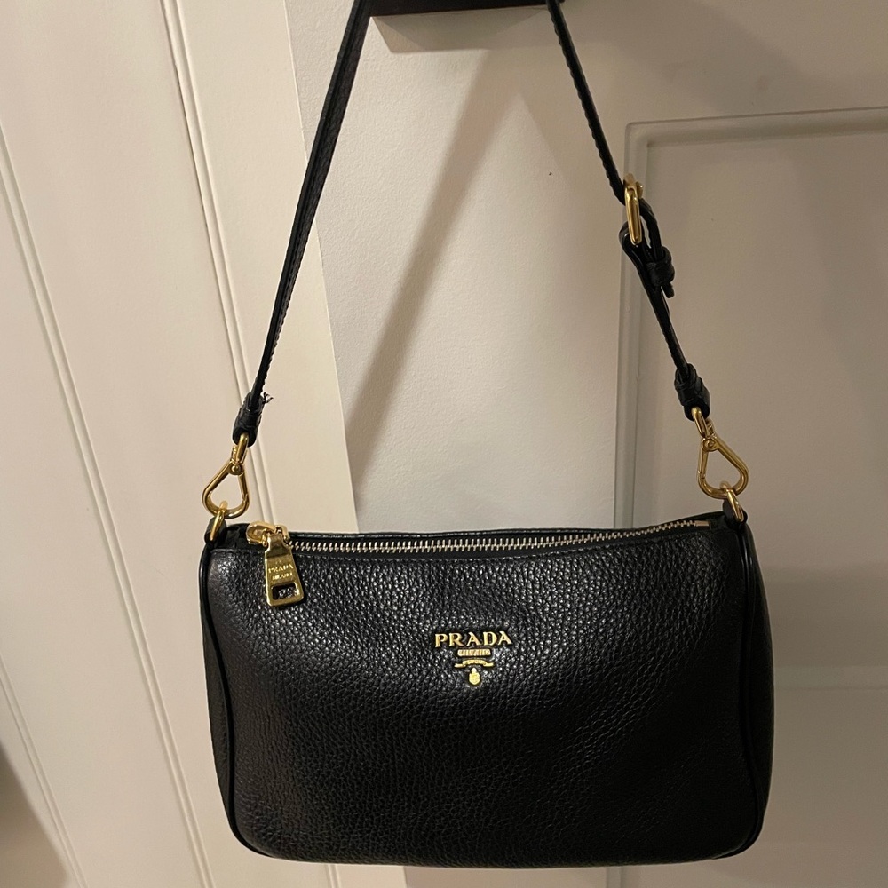 Prada small bag - Picture 3 of 16